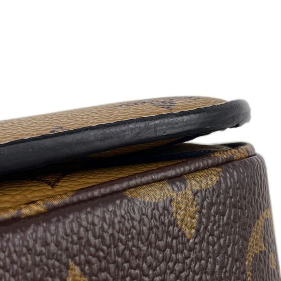 Louis Vuitton Pochette Metis MM Shoulder Bag - Picture 5 of 11